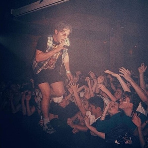 过来让我操个逼
